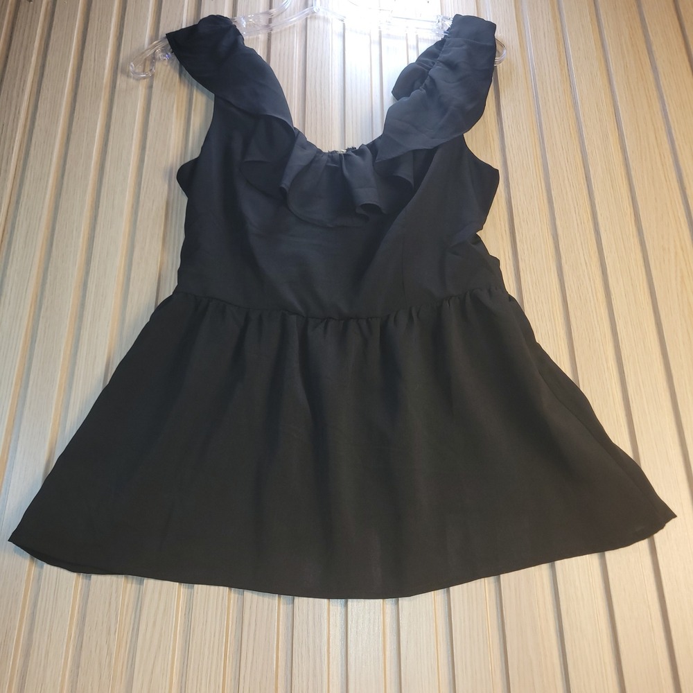 Freebird Black Ruffle Peplum Top Sleeveless Cut Out Back Zipper Blouse Small